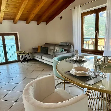 Adele House * Bellano