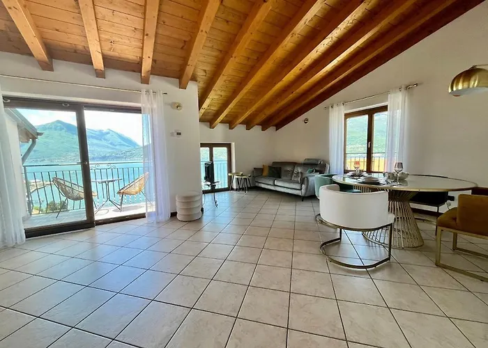 Adele House Appartamento Bellano