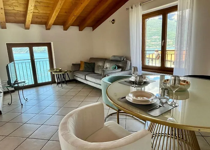 Adele House * Bellano